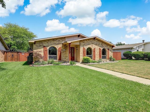 8515 Londonderry Ln in Dallas, TX - Building Photo - Building Photo