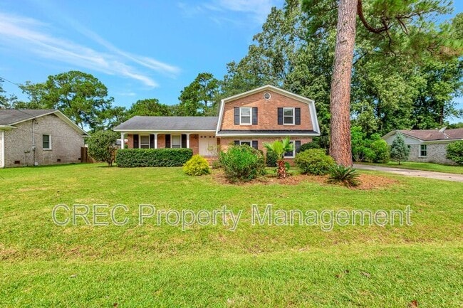 property at 2327 W Palmer Dr