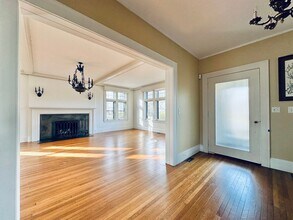 671 Prospect St in New Haven, CT - Building Photo - Building Photo