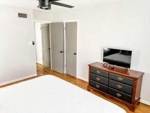 21 Berkley Pl in Savannah, GA - Building Photo - Building Photo