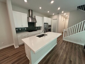 27272 W Red Willow Ct in Valencia, CA - Foto de edificio - Building Photo