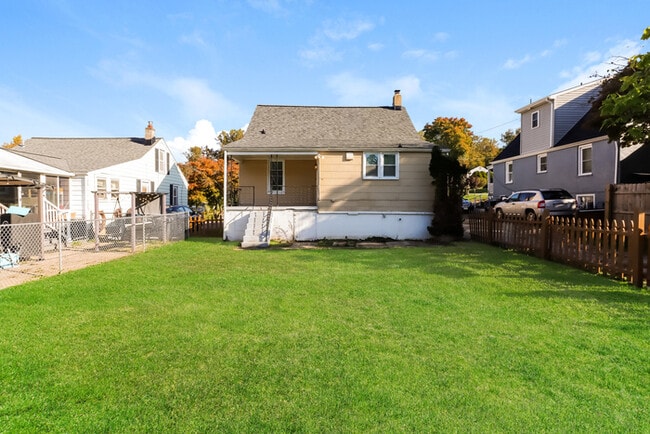 3113 Offutt Rd in Randallstown, MD - Foto de edificio - Building Photo