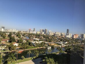 3610 Yacht Club Dr in Aventura, FL - Foto de edificio - Building Photo