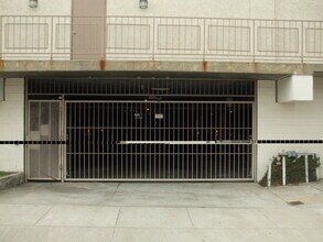 2409 W 227th in Torrance, CA - Foto de edificio - Building Photo