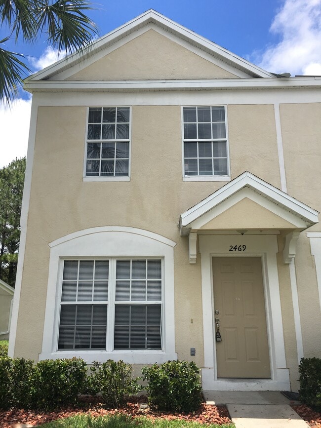 property at 2469 Lake Woodberry Cir