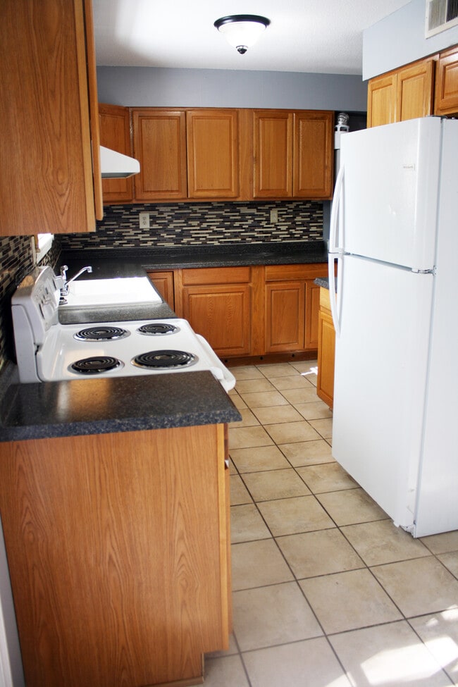 property at 2555 Eastbrook Dr