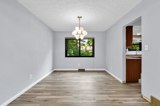 7095 White Butterfly Ln in Reynoldsburg, OH - Building Photo - Building Photo