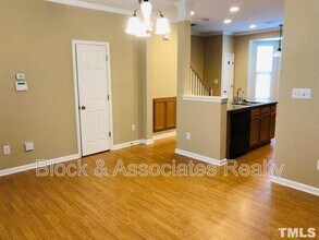 8982 Camden Park Dr in Raleigh, NC - Building Photo - Building Photo