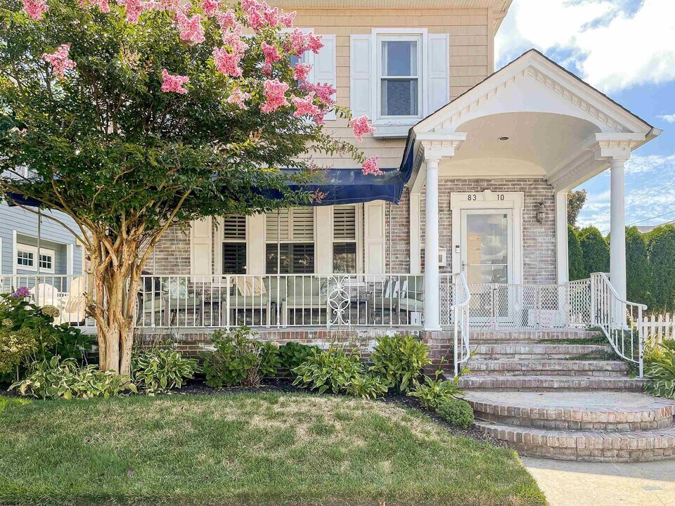 8310 Ventnor Ave in Margate City, NJ - Foto de edificio