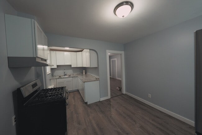 6 Knowles Ave in Saugus, MA - Building Photo - Building Photo