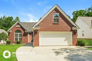 67 Kentucky Ave in Sharpsburg, GA - Building Photo