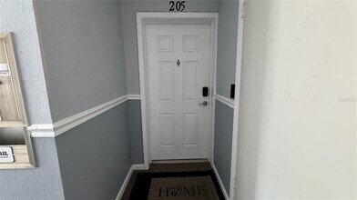 205 Lewfield Cir in Winter Park, FL - Building Photo - Building Photo