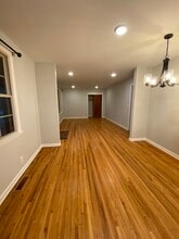 918 N Graycroft Ave, Unit A in Madison, TN - Foto de edificio - Building Photo