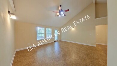 415 John King Rd in Crestview, FL - Building Photo - Building Photo