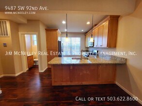 9487 SW 92nd Ave in Portland, OR - Building Photo - Building Photo