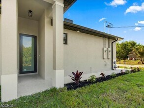 5208 28th St SW in Lehigh Acres, FL - Building Photo - Building Photo