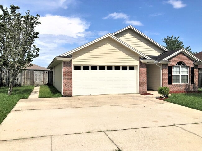 property at 1773 Dartmouth Dr