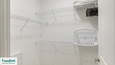 217 S Garland Ave, Unit 2302 in Garland, TX - Building Photo - Building Photo