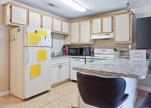 1181 Ocala Rd in Tallahassee, FL - Building Photo - Building Photo