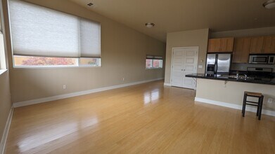 2020 Ionosphere St, Unit 16 in Longmont, CO - Building Photo - Building Photo