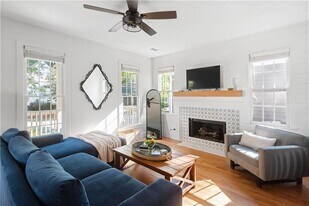 841 Kirkwood Ave SE in Atlanta, GA - Building Photo