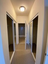 2665 Prosperity Ave, Unit 230 in Fairfax, VA - Foto de edificio - Building Photo