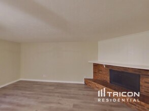1711 Pilot Way in Garland, TX - Building Photo - Building Photo