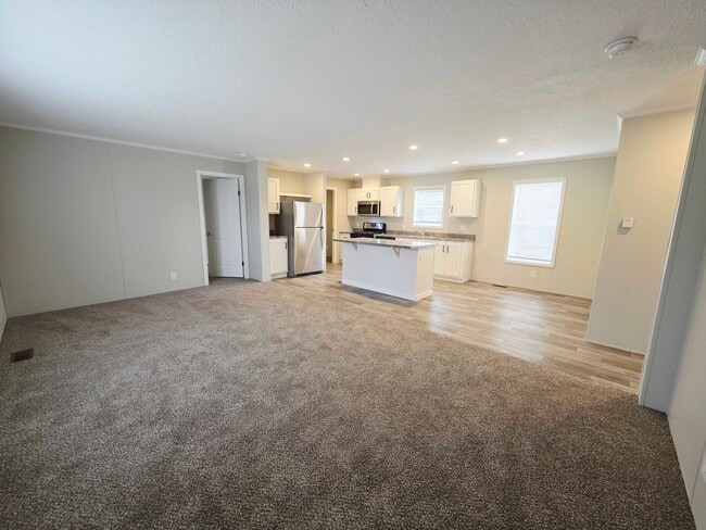 3708 Cedar Loop in Village of Clarkston, MI - Building Photo - Building Photo