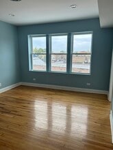 4132 W 26th St, Unit 3rd Floor in Chicago, IL - Building Photo - Building Photo