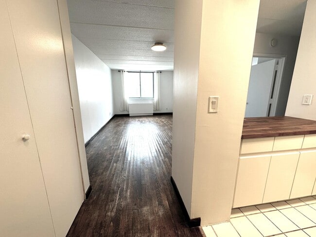 97-12 63rd Dr in Queens, NY - Building Photo - Building Photo