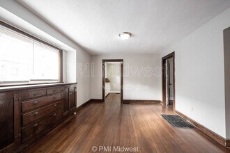 4850 Hillside Ave in Indianapolis, IN - Building Photo - Building Photo