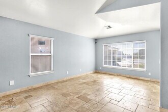 4616 E Gold Poppy Way in Phoenix, AZ - Building Photo - Building Photo