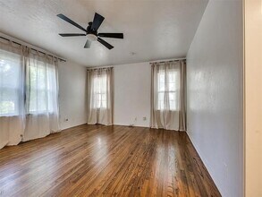 1017 McFarland St in Norman, OK - Foto de edificio - Building Photo