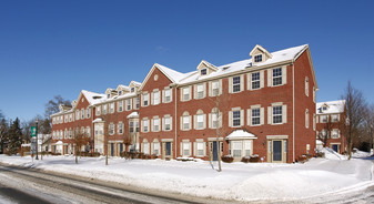 Midtown Brownstones Apartments