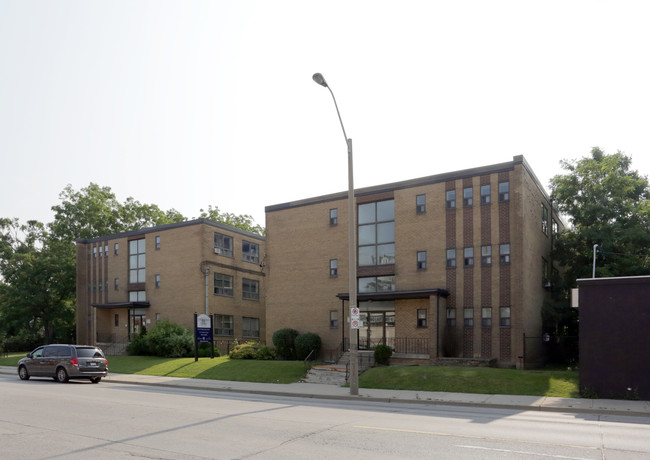 Upper James Court in Hamilton, ON - Building Photo - Building Photo