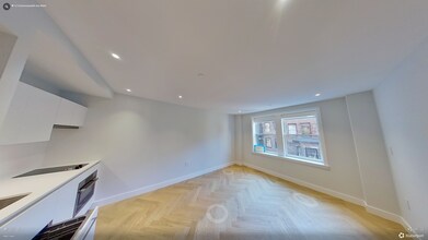 32 Commonwealth Ave, Unit 604 in Boston, MA - Foto de edificio - Building Photo