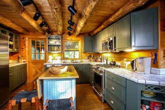 15 The Ave in Great Barrington, MA - Building Photo - Building Photo