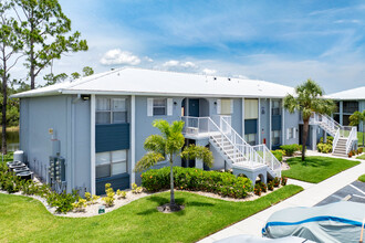 The Pines of Deep Creek in Punta Gorda, FL - Foto de edificio - Building Photo