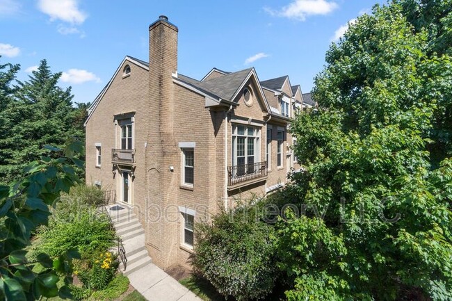 property at 2170 Kings Garden Way