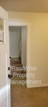 1658 NE Foothill Blvd in Grants Pass, OR - Building Photo - Building Photo