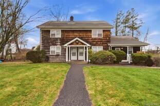 1751 US-6, Unit B in Carmel, NY - Building Photo