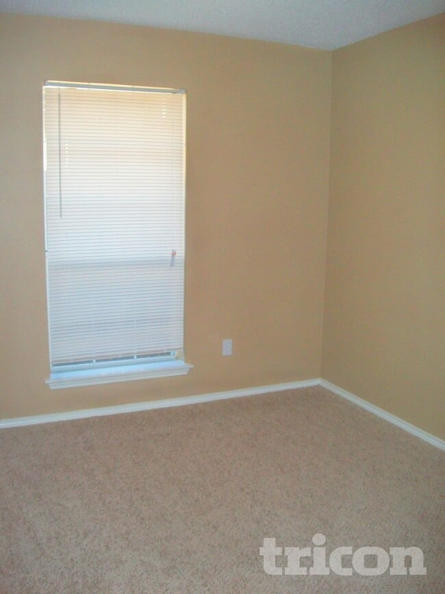 4438 Harpers Ferry Dr in Grand Prairie, TX - Building Photo - Building Photo