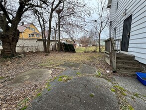 12406 Tuscora Ave-Unit -Downstairs in Cleveland, OH - Building Photo - Building Photo