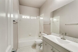 9705 Hedge Bell Dr in McKinney, TX - Building Photo - Building Photo