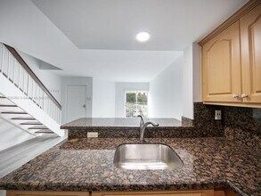670 NW 85th Pl in Miami, FL - Building Photo - Building Photo