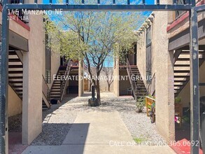 145 Manzano St NE in Albuquerque, NM - Building Photo - Building Photo