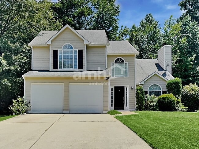property at 2656 Lake Park Bnd