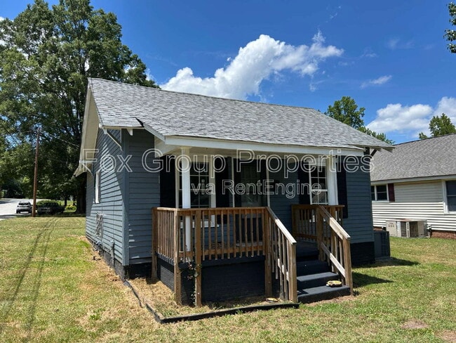 201 N Meriah St in Landis, NC - Building Photo - Building Photo