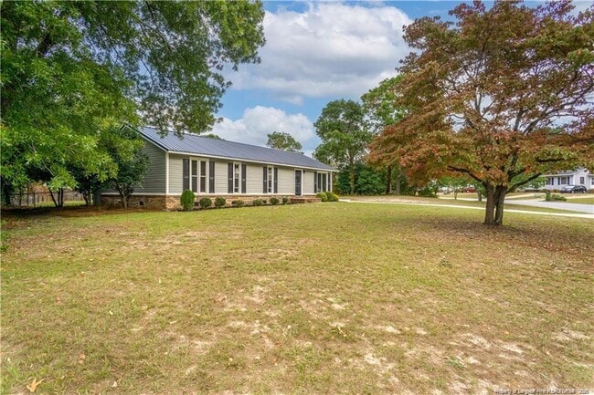 820 Algood Ave in Hope Mills, NC - Building Photo - Building Photo