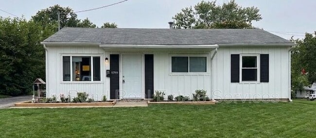 property at 10789 Sharondale Rd